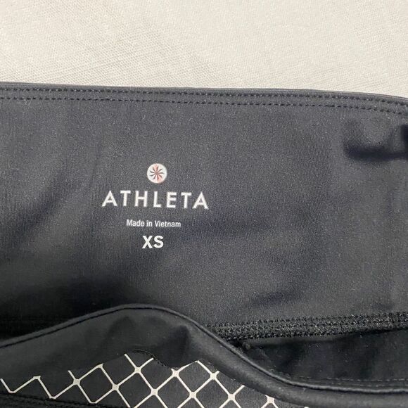 Athleta Black Miles Compression Reflective Leggings - Picture 7 of 11